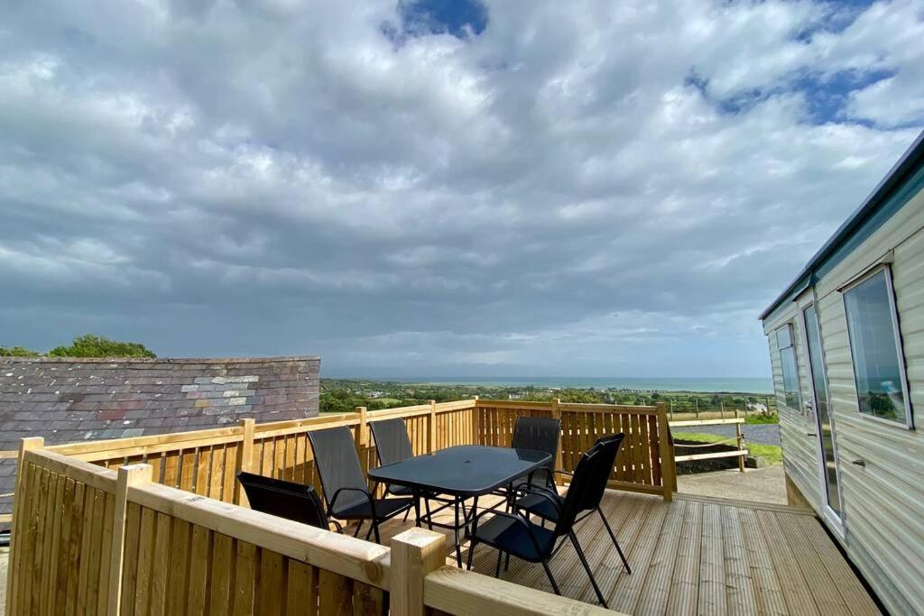 فيلا Snowdon Bay - North Wales - Stunning Llyn Peninsula Mountain & Ocean Views - Wilde Retreats ولهلي المظهر الخارجي الصورة