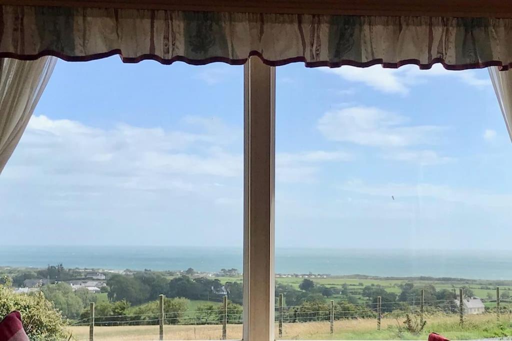 فيلا Snowdon Bay - North Wales - Stunning Llyn Peninsula Mountain & Ocean Views - Wilde Retreats ولهلي المظهر الخارجي الصورة